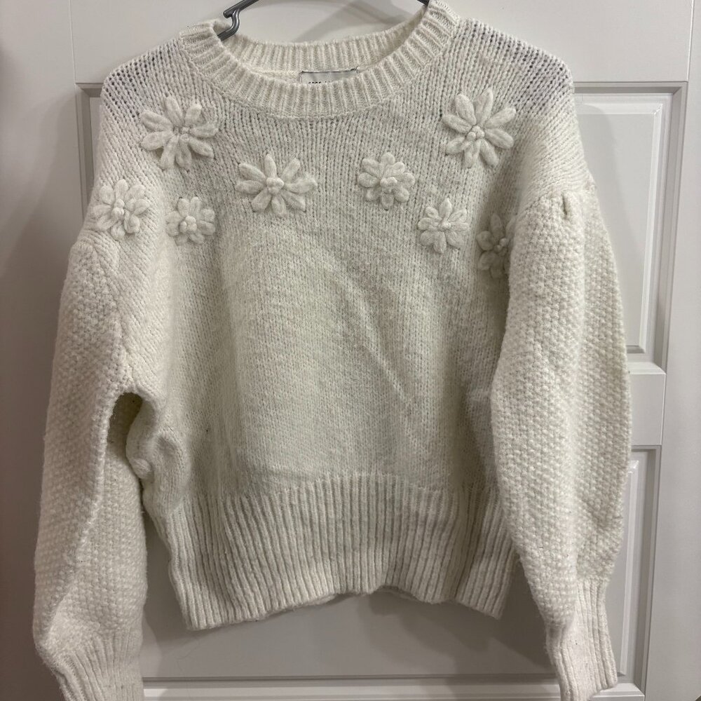 Free Assembly White Knit Sweater Women’s Size Medium